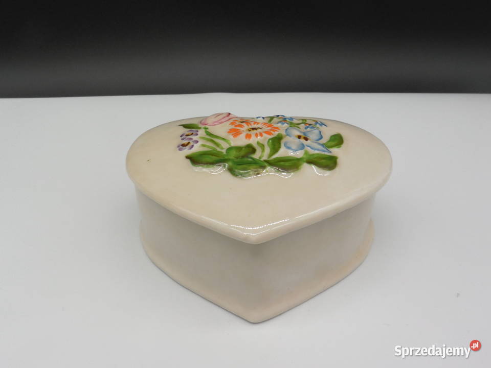 Porcelanowe Puzderkoszkatułka na drobiazgi Raszków