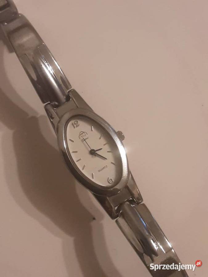 ZEGAREK KWARCOWY FUJI Szczecinek sprzedam