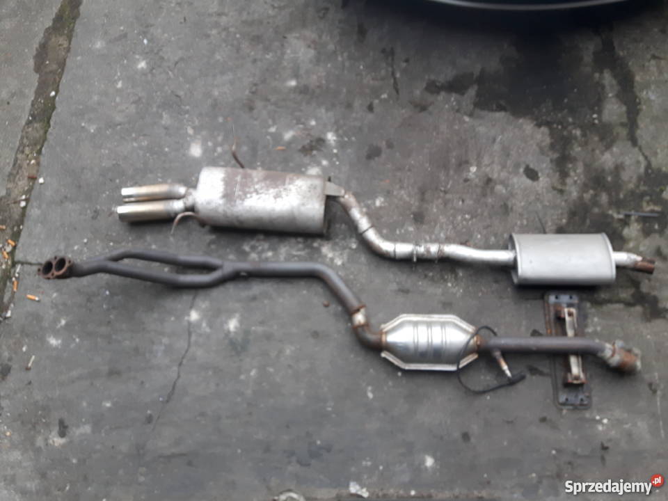 Tłumiki komplet BMW E46 19 Benzyna z Rozbiorki Rok produkcji 1998 Włocławek