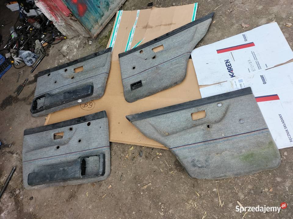 GOLF 2 4D 5 DBOCZKI TAPICERKA DRZWI Kamień-Kolonia
