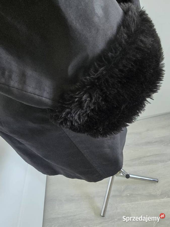 Czarny płaszczyk Rozmiar 40(L) Kurtki i płaszcze