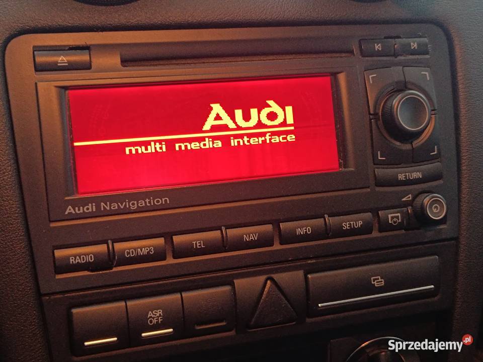 AUDI A3 8P SLINE PRZEBIEG 325000 SKÓRA XENONY 140KM Pielnia