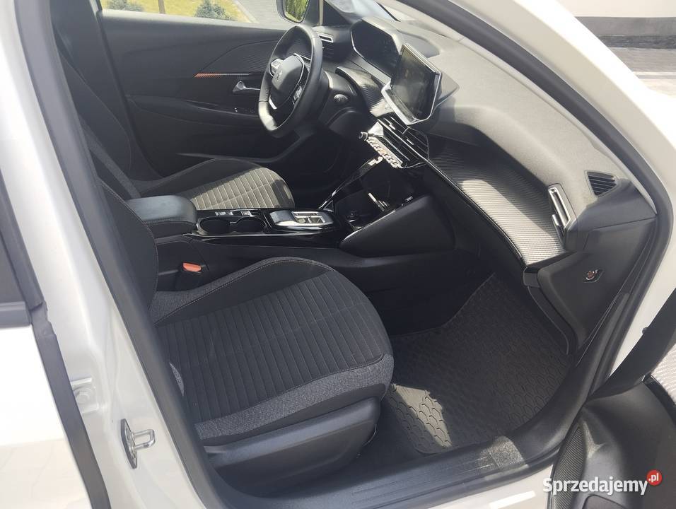 Peugeot 208e elektryczny Żołynia