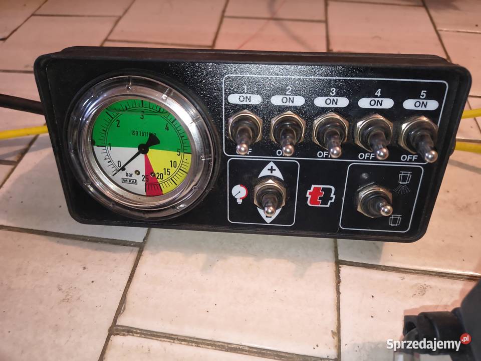 Rozdzielacz do opryskiwacza 5 sekcji małopolskie Tarnów sprzedam