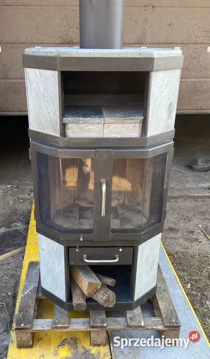 Niepowtarzalny kominek z naturalnego steatytu