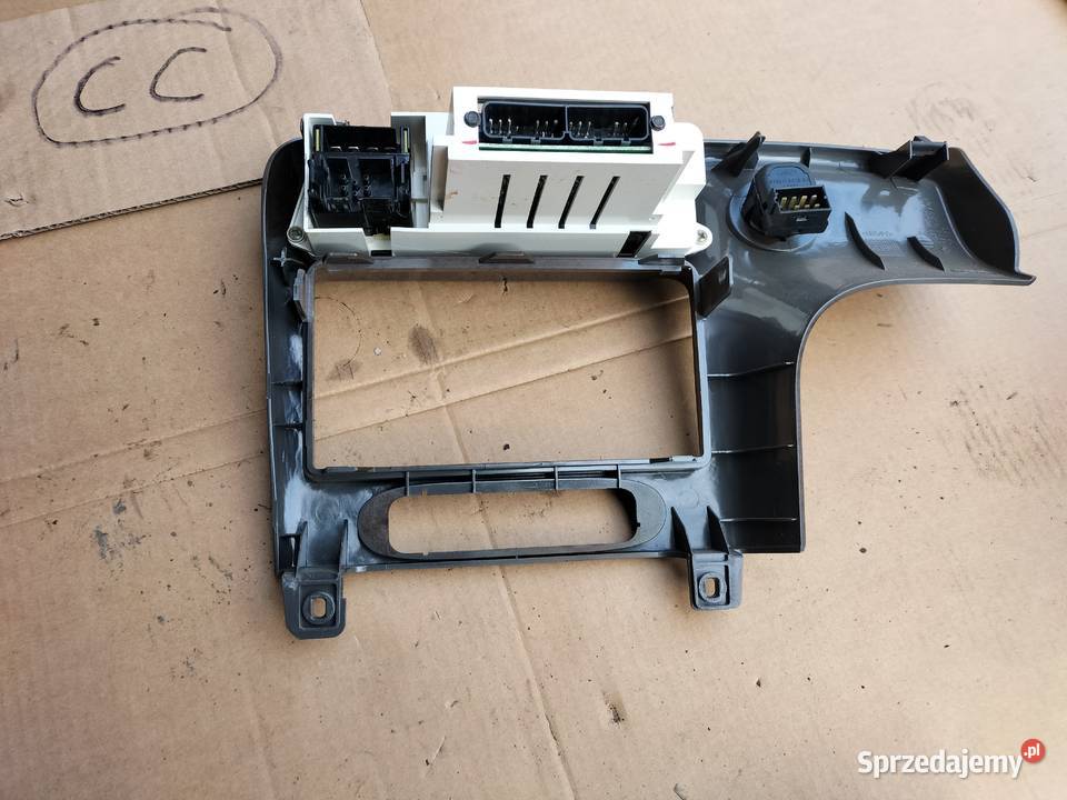 FORD MONDEO MK2 ŚRODKOWY PANEL NAWIEWU RAMKA Kamień-Kolonia