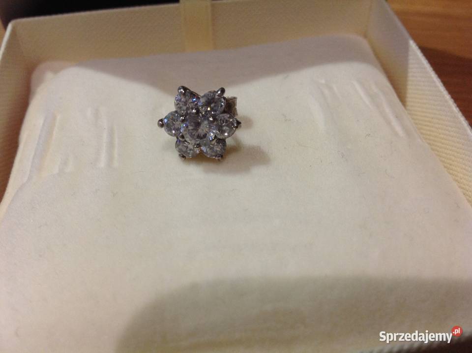 Srebrny Kolczyk do Uszu Cyrkonie Srebro pr 925 srebro lubuskie