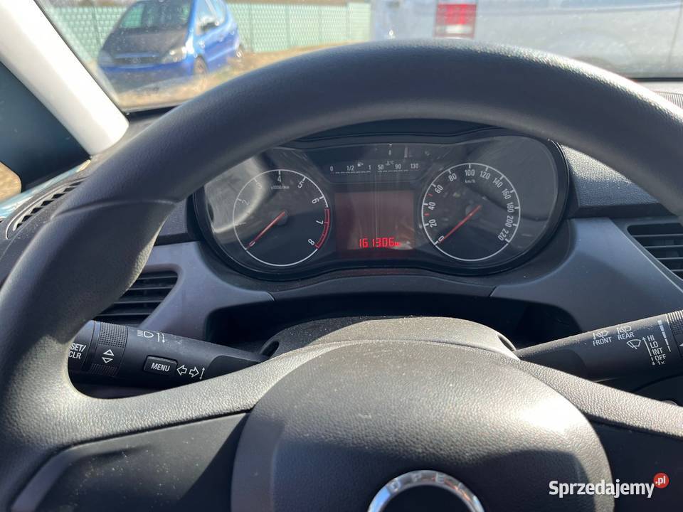 Opel Corsa E 12 Benzyna Tanowo sprzedam