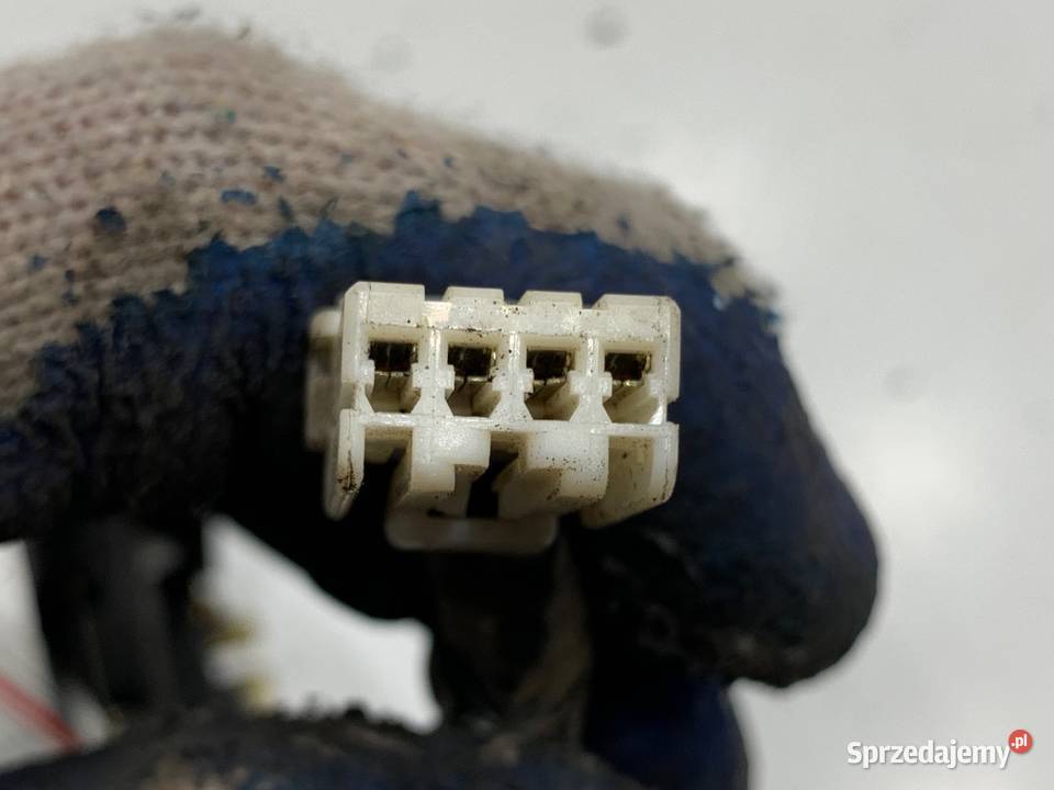 ZAMEK KLAPY TYŁ CHRYSLER 300C Kombi sprzedam