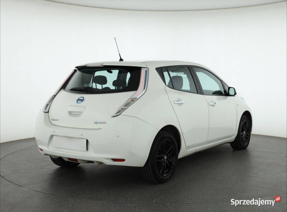 Nissan Leaf 30 kWh światła przeciwmgielne Piaseczno