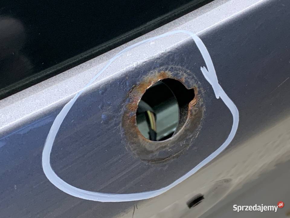 KLAPA TYŁ BMW E84 SUV 0915 A52 TYLNA BAGAŻNIKA Motoryzacja