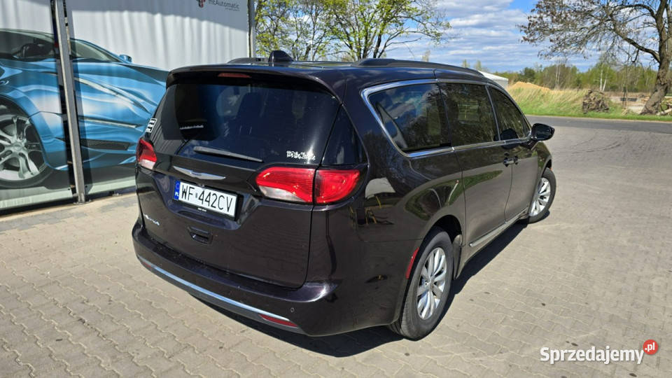 Chrysler Pacifica Skóra El Drzwi El Klapa Navi Karczew
