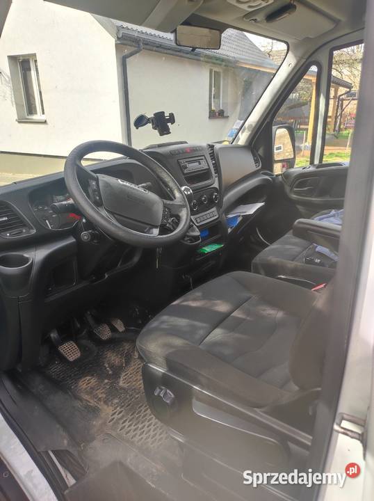 Auto laweta pomoc drogowa Iveco 30 stan idealny 2998cm3 Samochody dostawcze Chwaszczewo