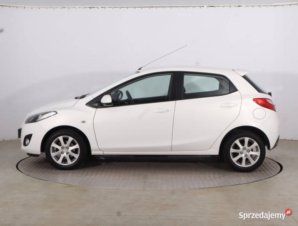 Mazda 2 13 i 1349cm3 Piaseczno