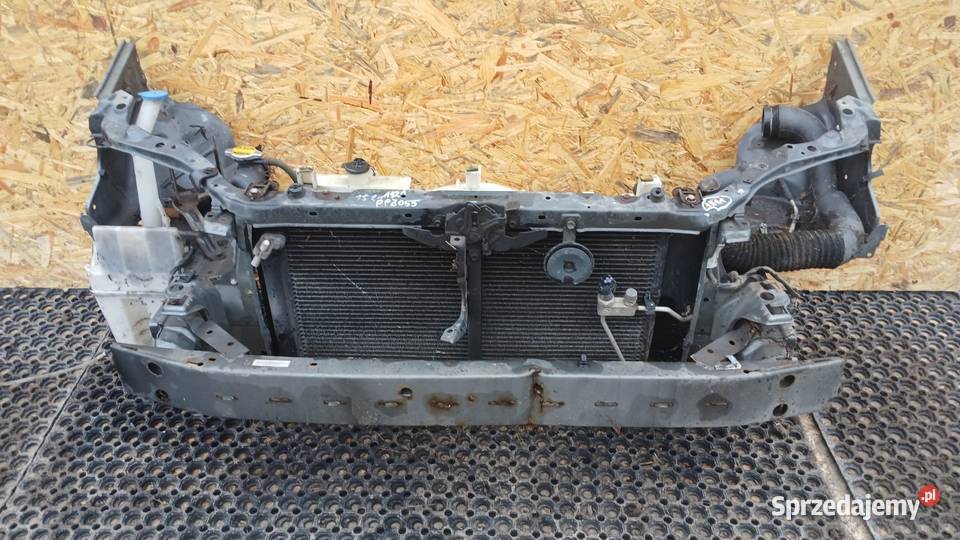 TOYOTA COROLLA E12 16 B PAS PRZEDNI KOMPLET 1C3 osobowe Zbierkowo sprzedam