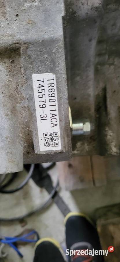 Sprzedam skrzynie subaru Narol