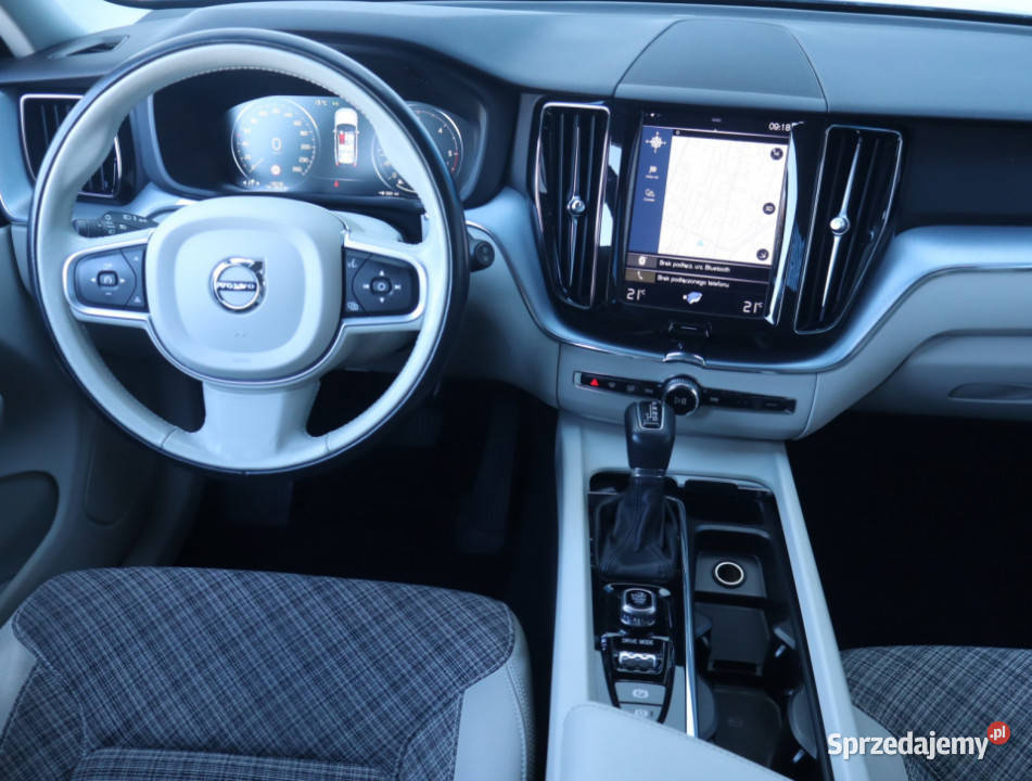 Volvo XC60 D4 światła przeciwmgielne Łódź