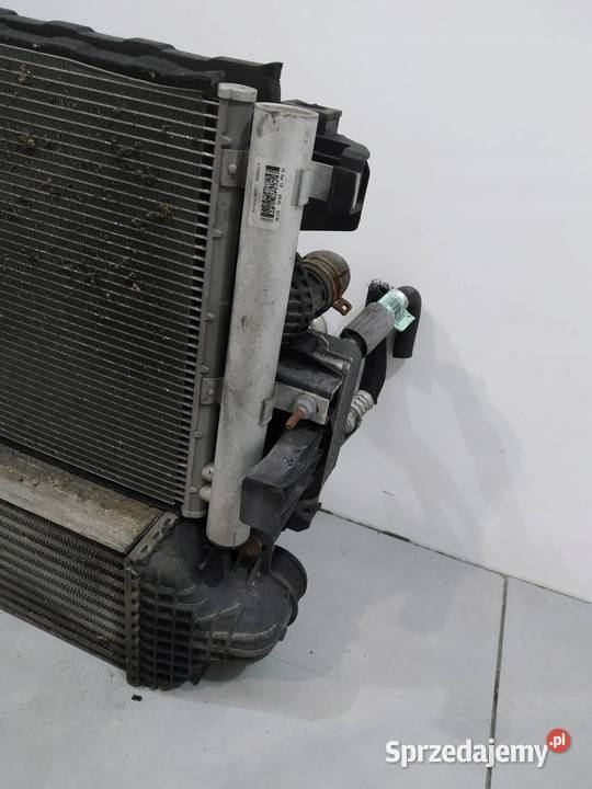 CHŁODNICA WODY KLIMATYZACJI INTERCOOLER 20 TDCI osobowe Chłodnie wody