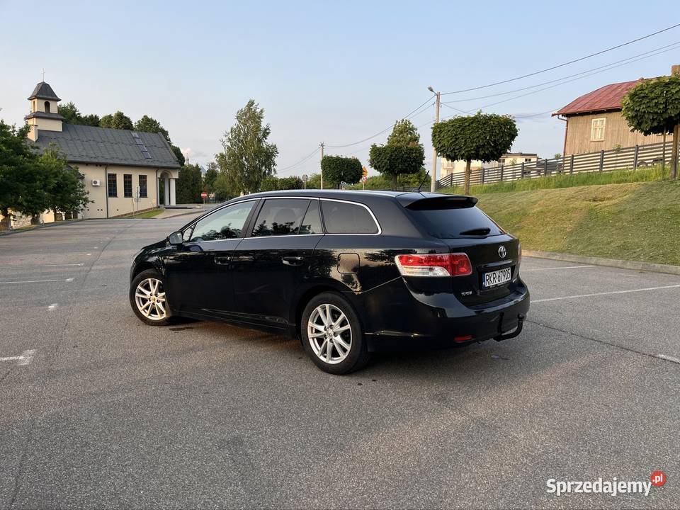 TOYOTA AVENSIS Piękna Bogate wyposażenie Avensis podkarpackie Krosno