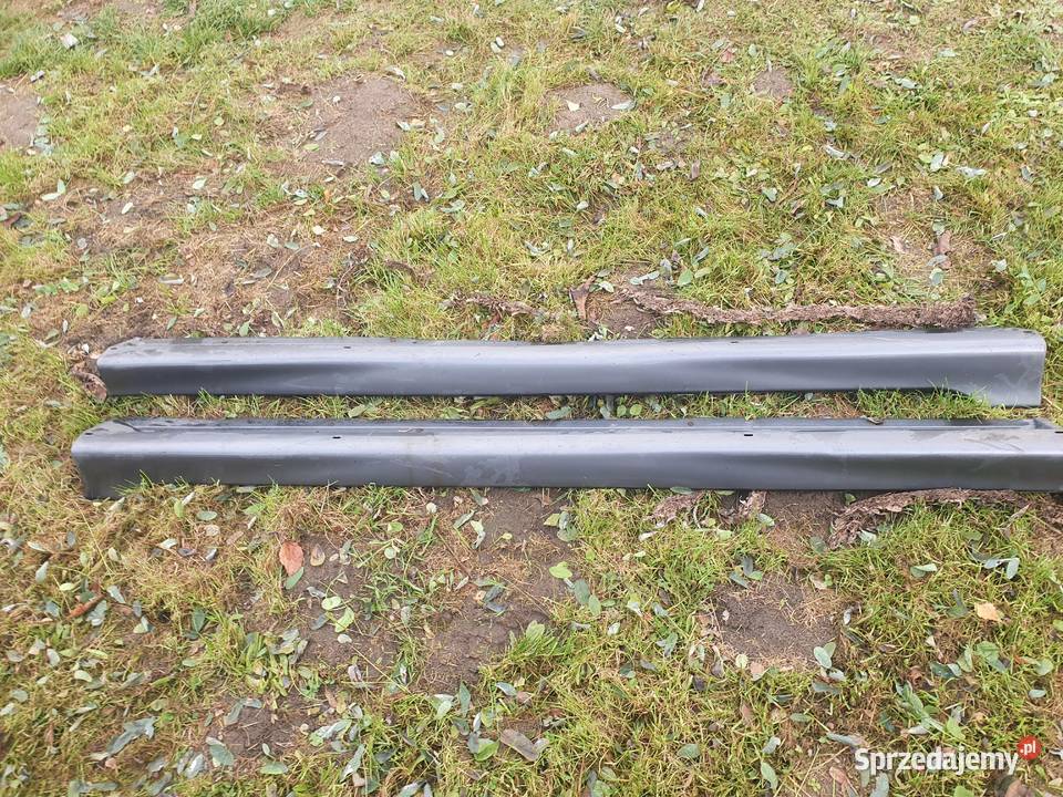 Nakładki na progi komplet prawy lewy Mitsubishi sprzedam