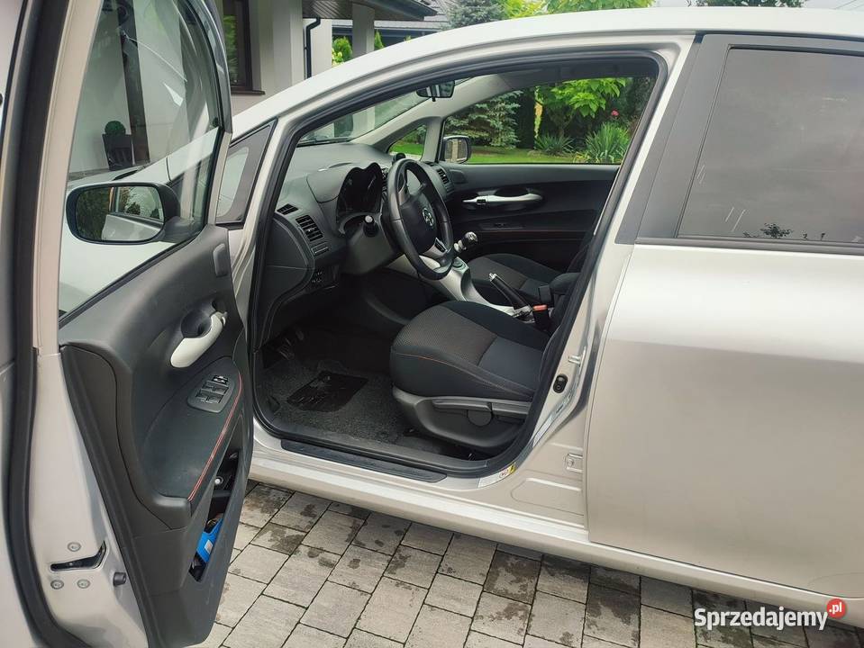 Toyota Auris 20 TDI 2011 212870km