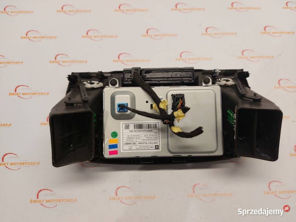 INSIGNIA A LIFT 13r wyświetlacz radia 95196687 Kielce