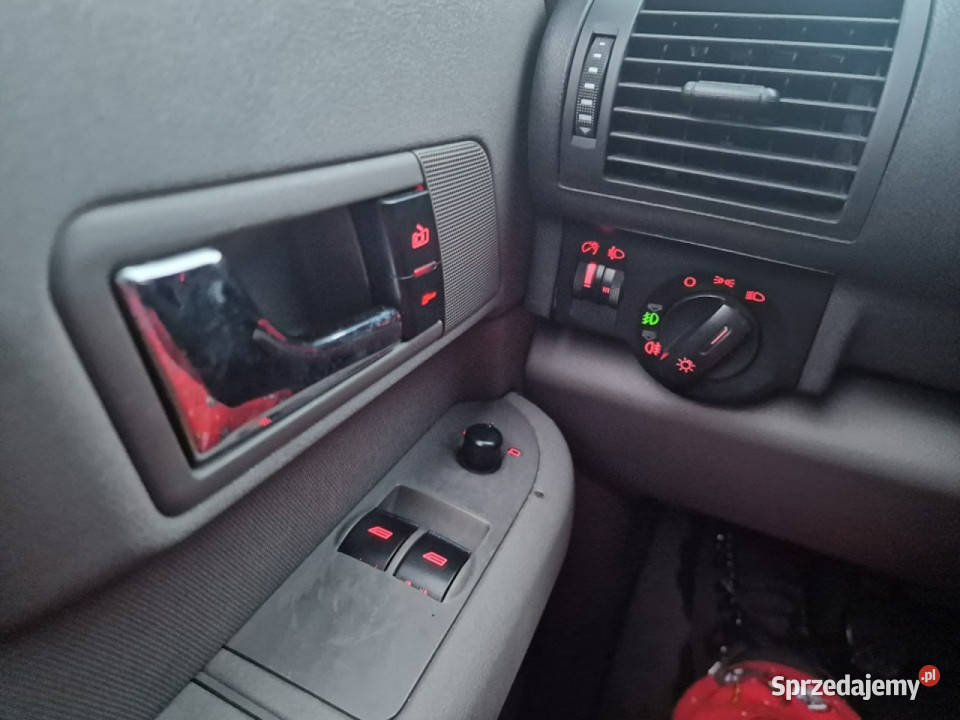 Audi A2 14 Benzyna 75 Klimatyzacja Automatyczna srebrny