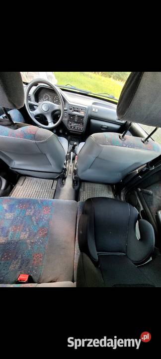 Peugeot 106 11 benzyna 178 podkarpackie Kolbuszowa