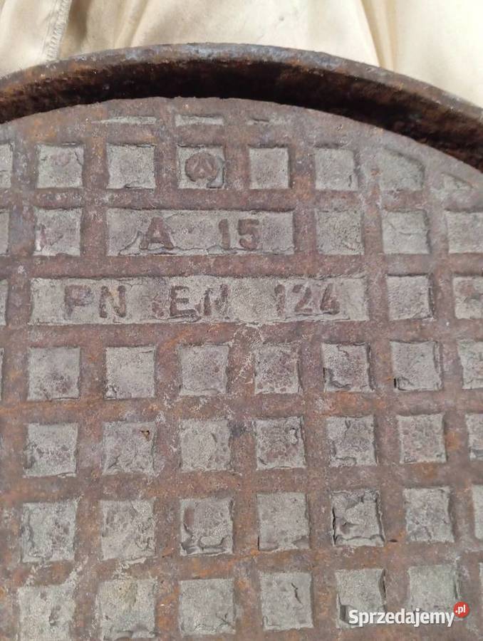 Sprzedam właz kanalizacyjny Mosina