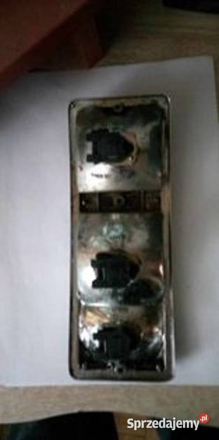 lampa fiat 125 p combi osobowe Lipnica Wielka sprzedam