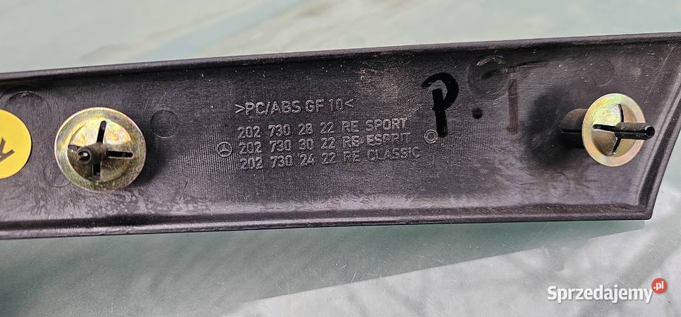 Listwa dekor drzwi prawy tył mercedes w202 sport