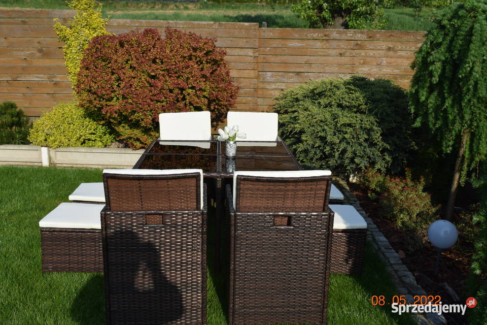 ogród zestaw mebli tulipan 8 osob 4 foteli 4 puf beże i brązy  Bosutów