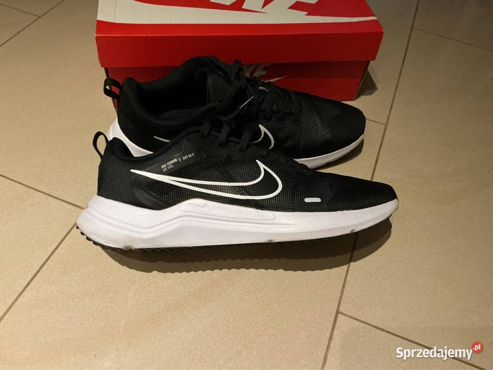 Buty Sportowe Męskie Czarno Białe Nike 46 Nowa Sól