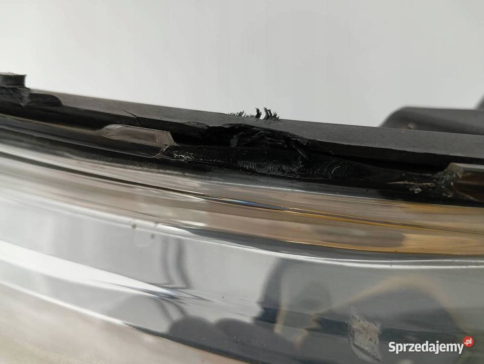 LAMPA PRZÓD PRAWA SOCZEWKA H7 BK2113D152B Ford świętokrzyskie