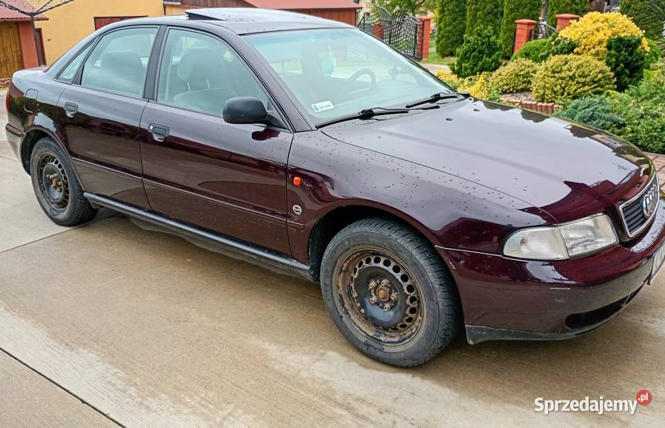 Audi A4 B5 16 benzyna nieuszkodzony małopolskie Nowy Sącz