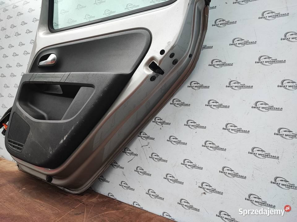 VOLKSWAGEN UP 15r drzwi prawe tył świętokrzyskie