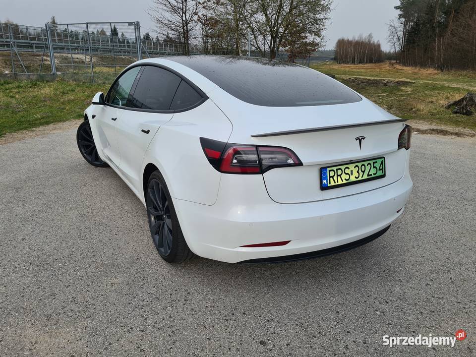 Tesla model 3 Long Range bateria 75kw zasieg 480