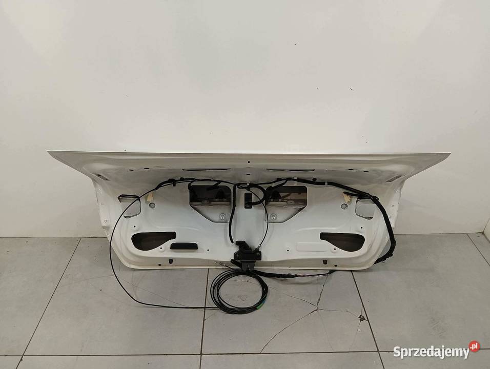 KLAPA TYŁ SEDAN LIFT 040 Toyota Corolla XII 2018 Rok produkcji 2024 sprzedam
