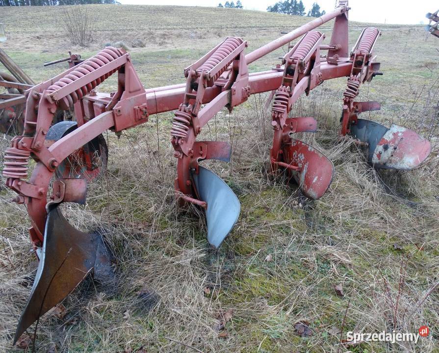 Pług Unia 4 skibowy na zabezpieczeniu Rekowo