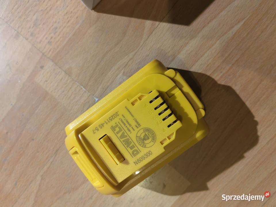 AKUMULATOR 18V 5Ah DCB205 DEWALT małopolskie Kraków sprzedam