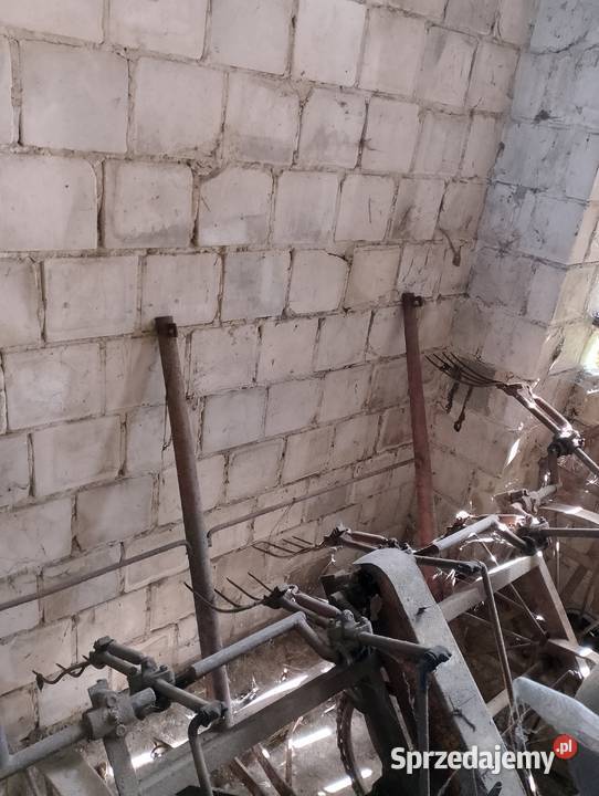 Maszyny rolnicze C328C330 małopolskie Trzyciąż sprzedam