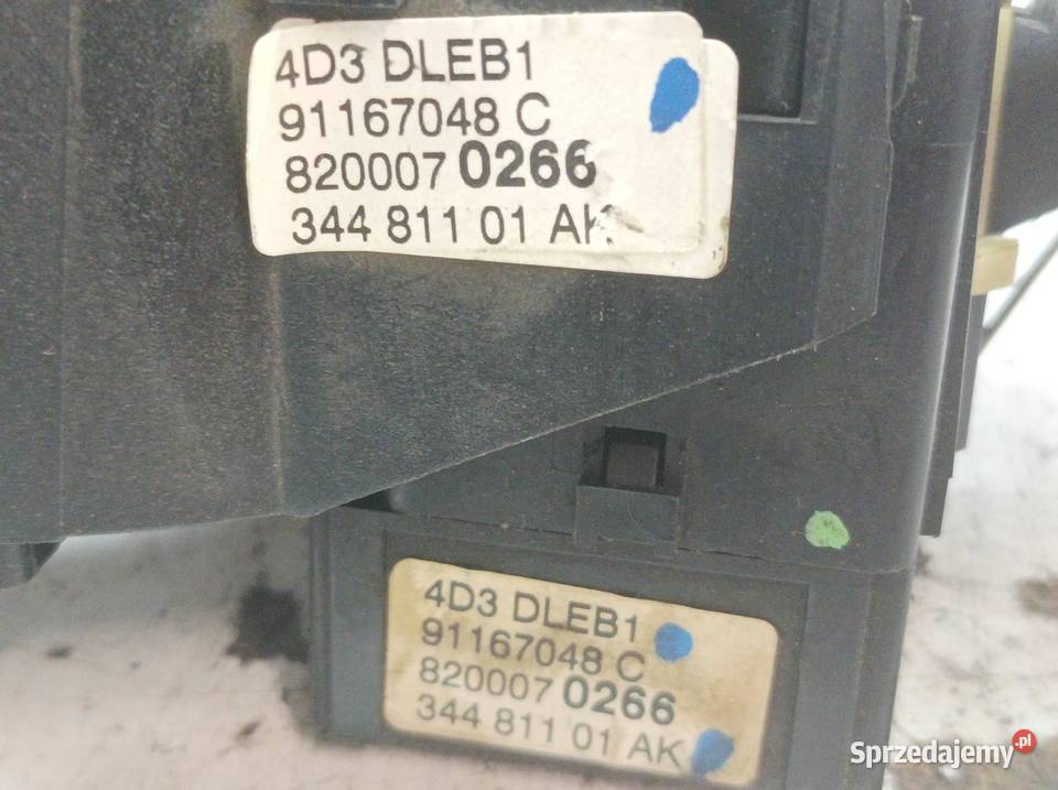 PRZEŁĄCZNIK ZESPOLONY TRAFIC VIVARO 8200070266 Rok produkcji 2004 Wyposażenie wnętrza