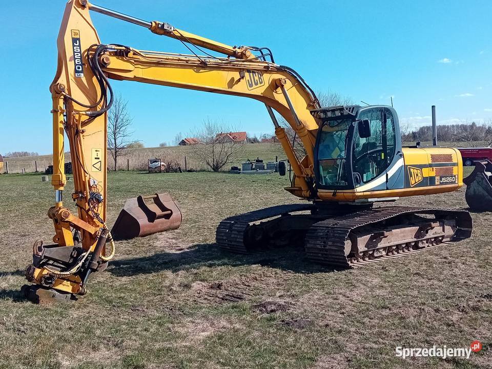 JCB JS 260 LC Błotniak Gąsiennice Pisz