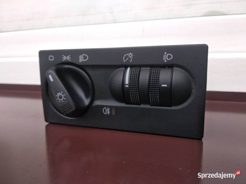 VW Golf MK3 III Vento przełącznik włącznik Sieradz