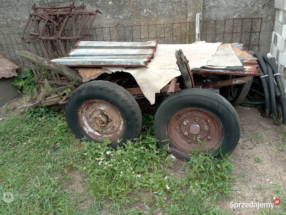 Sprzedam starą furę do renowacji