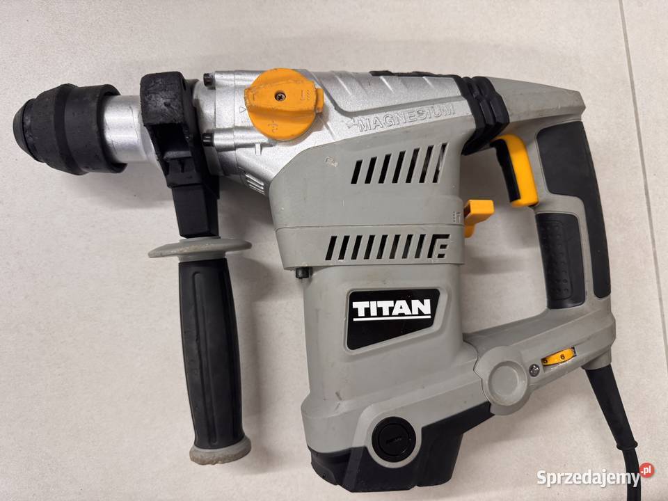 EU Młot udarowy Titan 59 TTB653SDS 8J 1500W SDS Lesieniec