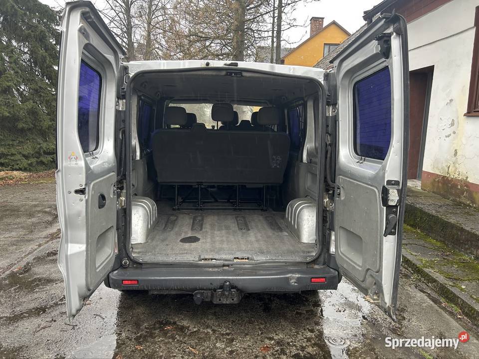 Renault Trafic 25 dci KLIMATYZACJA brygadowka przyciemniane szyby Trafic