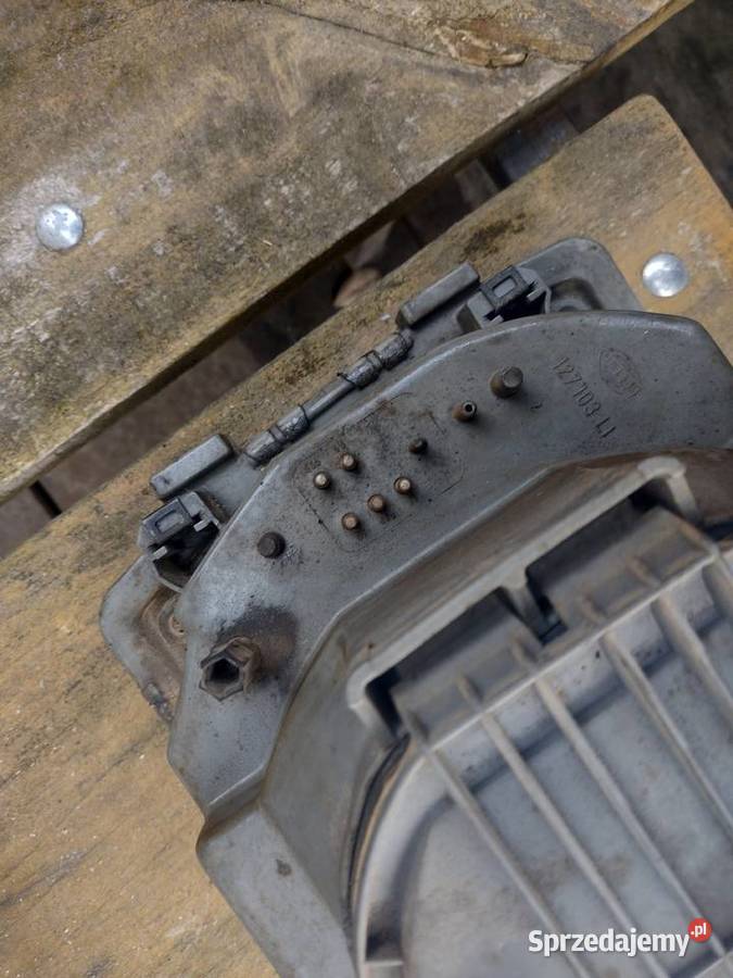 Mercedes C123 S123 lampa przód lewa Hella Części samochodowe Łagiewniki sprzedam