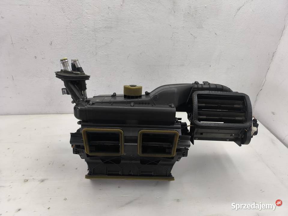 NAGRZEWNICA BMW 1 E87 E81 LIFT 16 6947247 osobowe