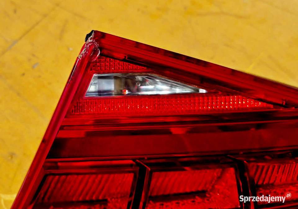AUDI A8D4 2012 LAMPA KLAPY PRAWY TYL LED Części samochodowe Radom
